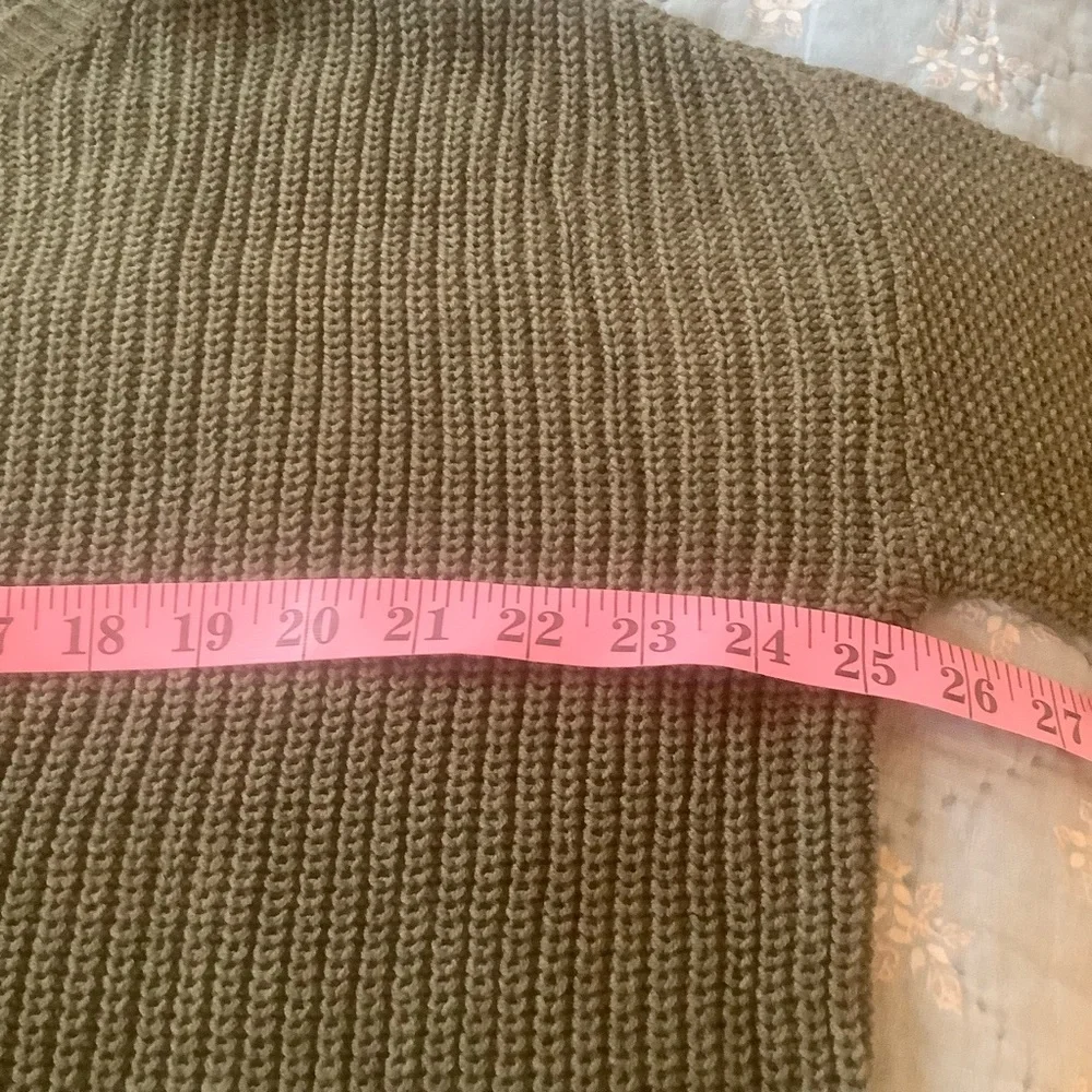 Urban Outfitters Pins & Needles Lace Crochet Trim Sweater Size Small